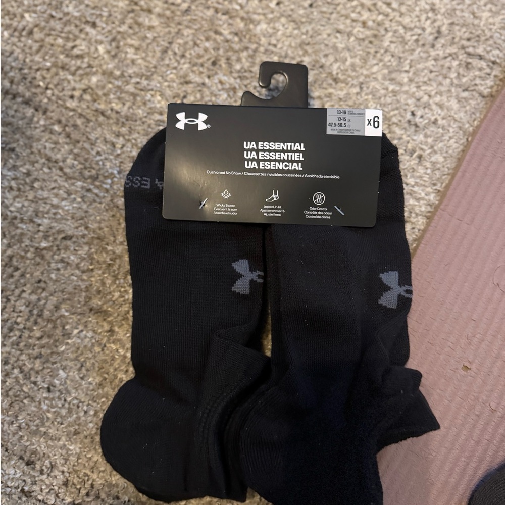 Under Armour Men's Black Socks